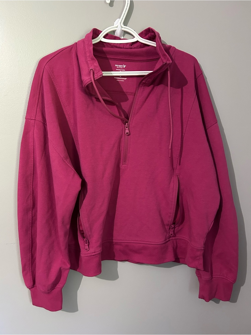 Old Navy Women's Magenta Quarter-Zip Pullover Sweatshirt